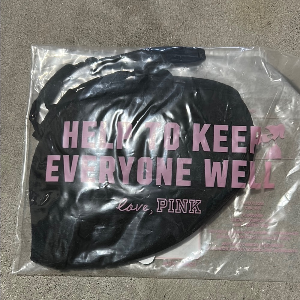 PINK Victoria's Secret Black Face Mask